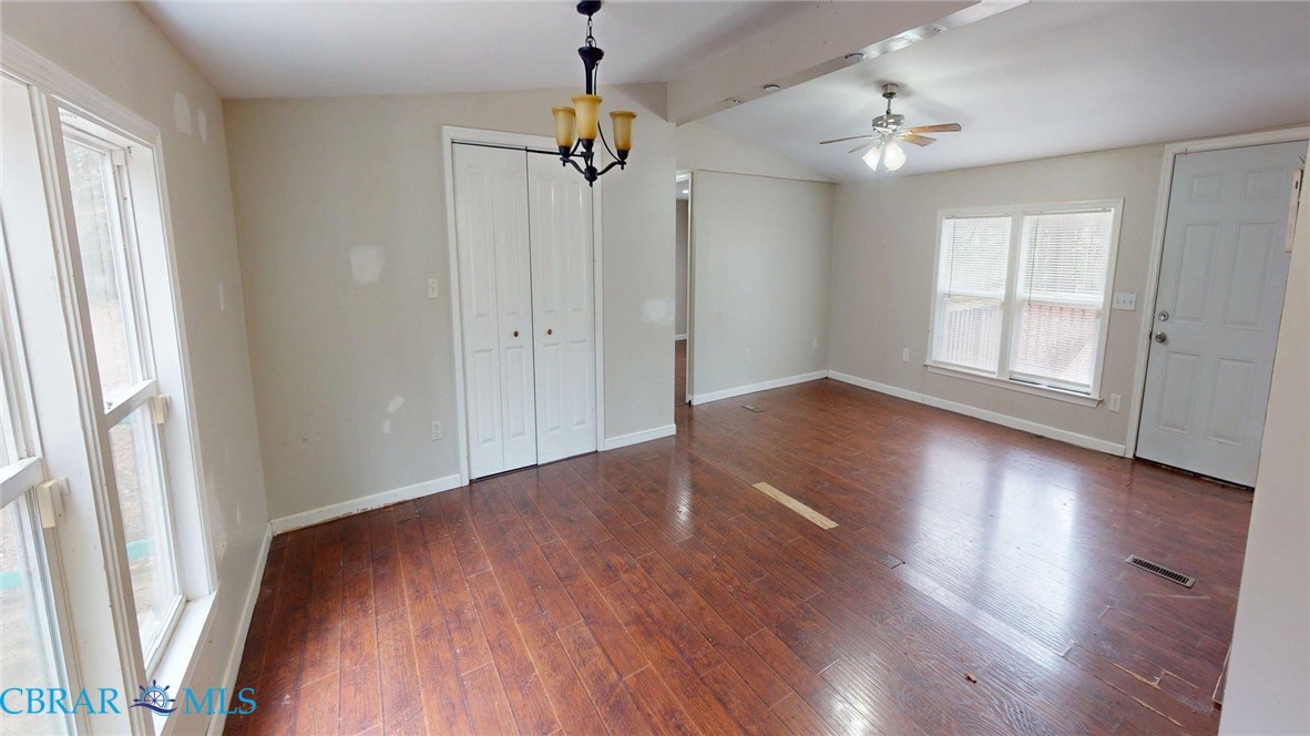 9909 Friendship Road Gloucester, VA 23061 - Photo 2 of 43