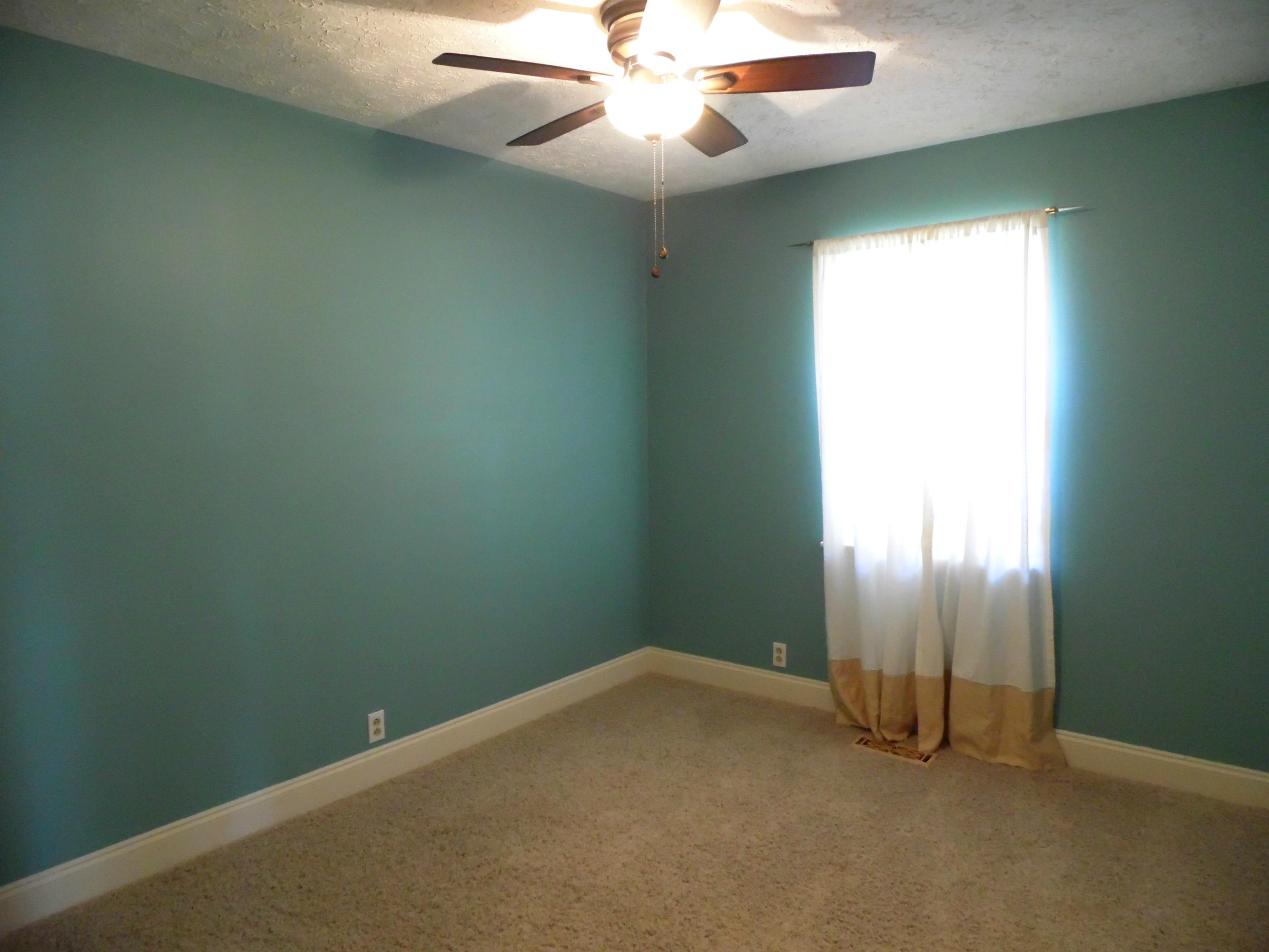 367 Eagle Bluff Road Jacksboro, TN 37757 - Photo 22 of 36 SAM_0614