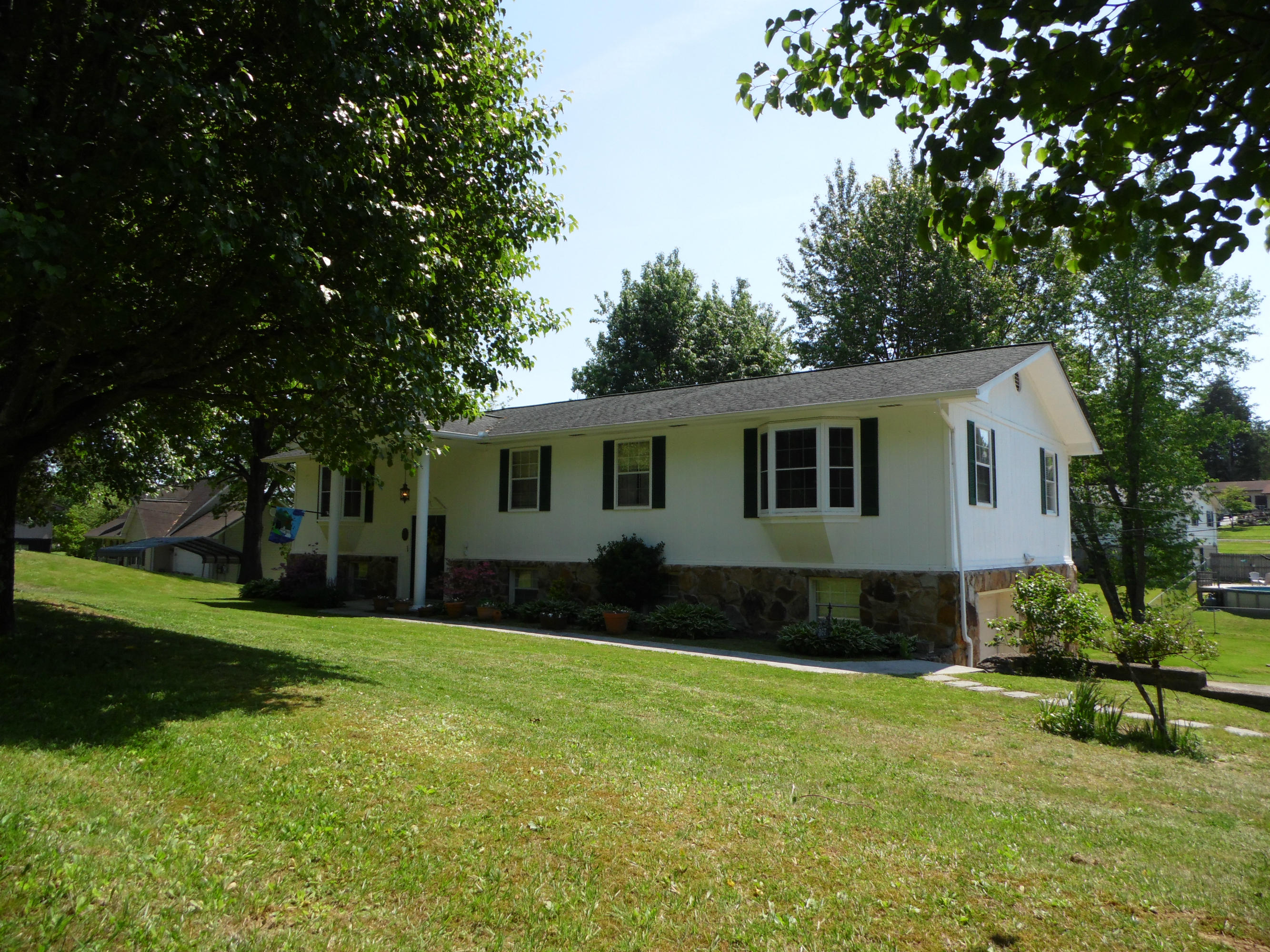367 Eagle Bluff Road Jacksboro, TN 37757 - Photo 33 of 36 SAM_0981