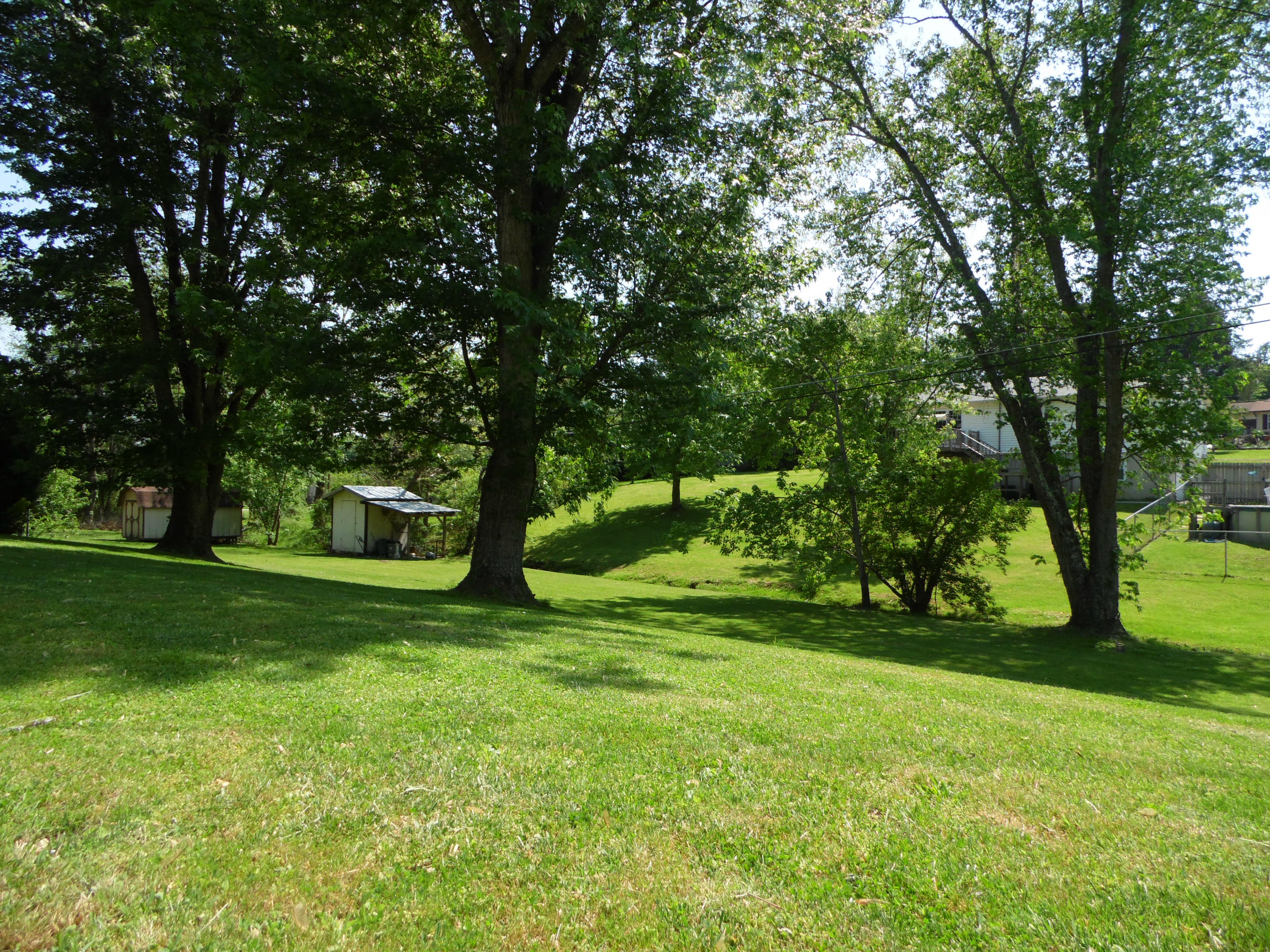 367 Eagle Bluff Road Jacksboro, TN 37757 - Photo 8 of 36 SAM_0989