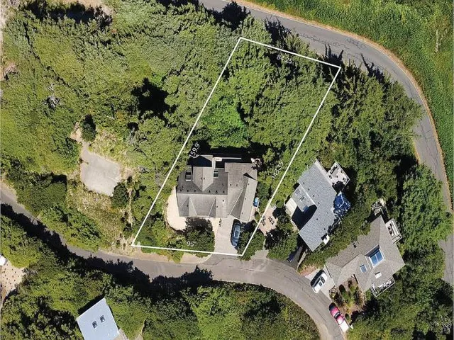 $1,150,000 | 25 Spouting Whale Lane, Gleneden Beach, OR 97388
