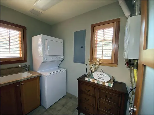 $1,150,000 | 25 Spouting Whale Lane, Gleneden Beach, OR 97388