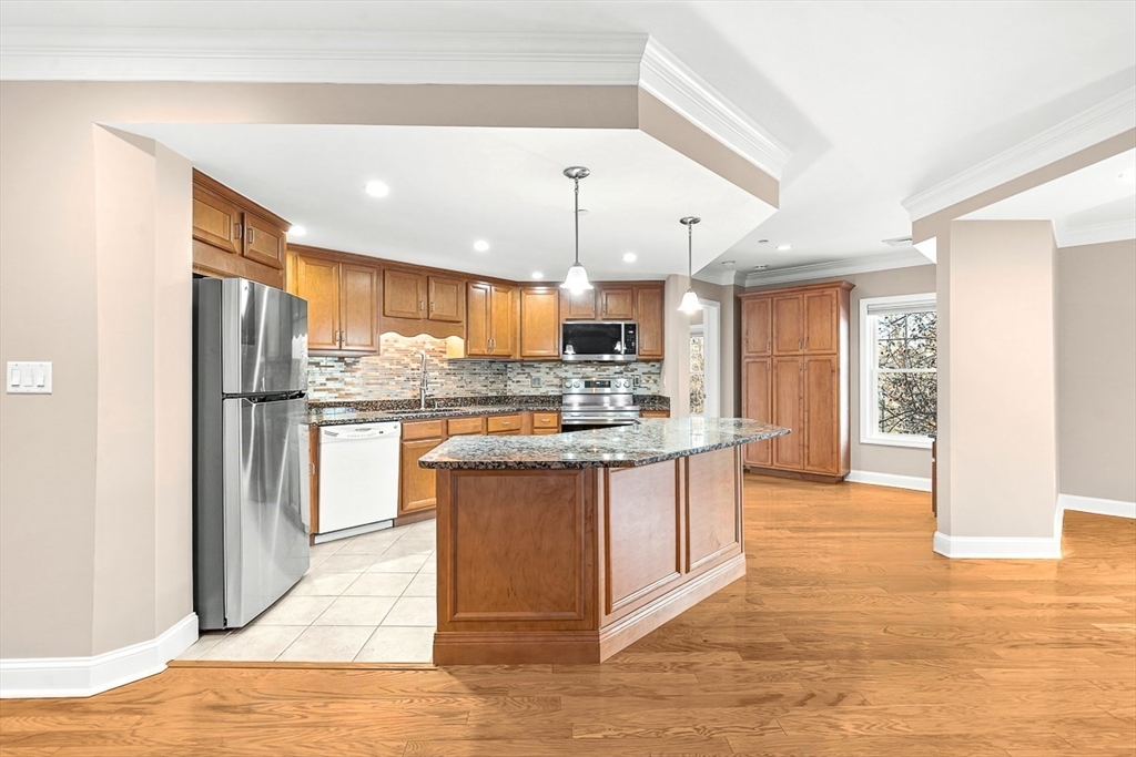 490 Main Street, Unit 107 Northborough, MA 01532 - Photo 10 of 35