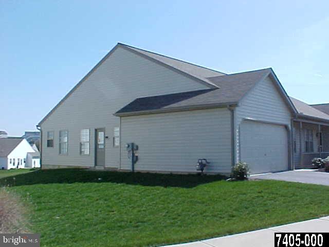 646 Hayley Road, Unit 26 York, PA 17404 - Photo 3 of 3 Gallery Image 3