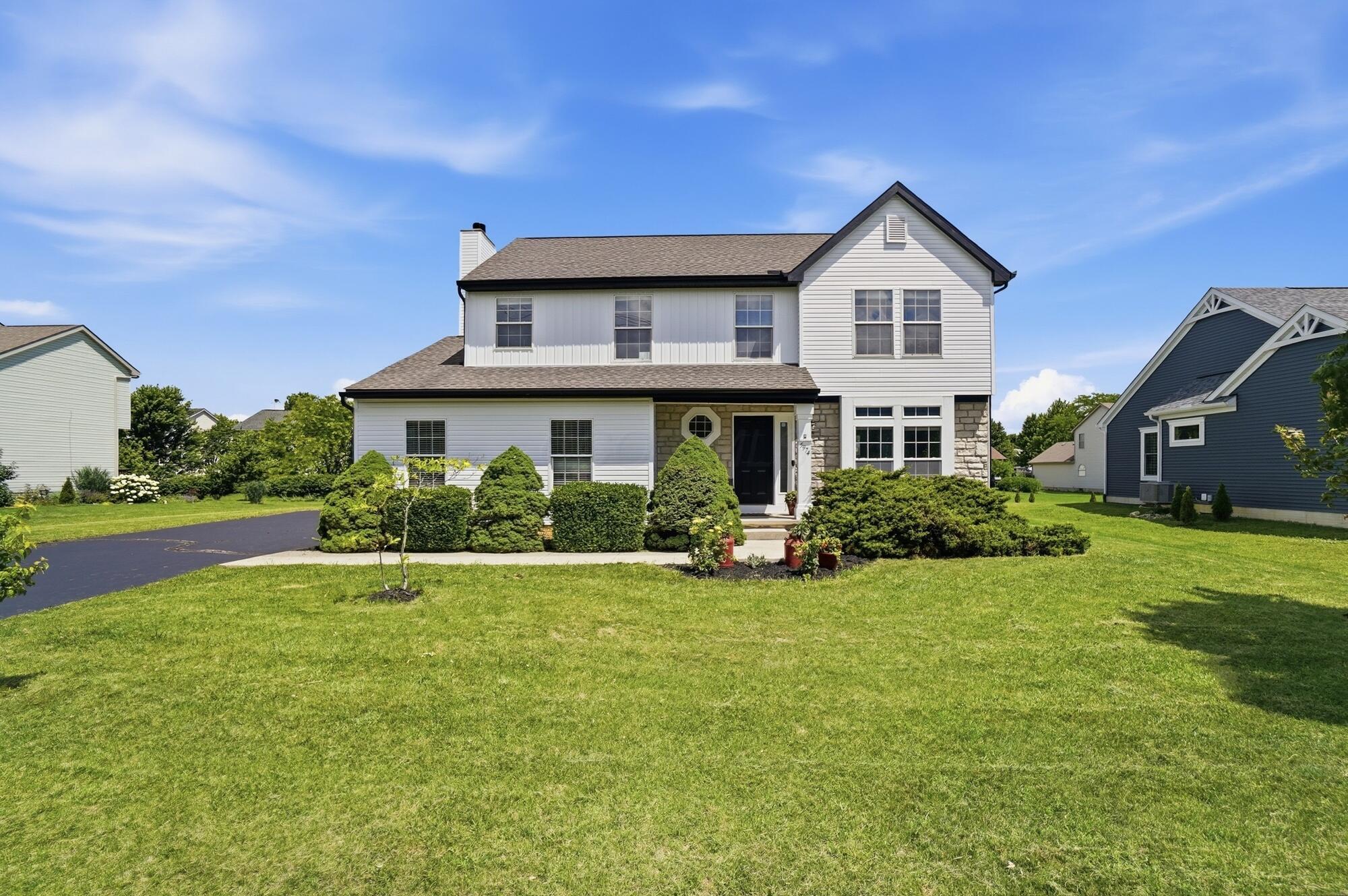 5974 Rings Road Dublin, OH 43016 - Photo 3 of 90 Curb appeal!