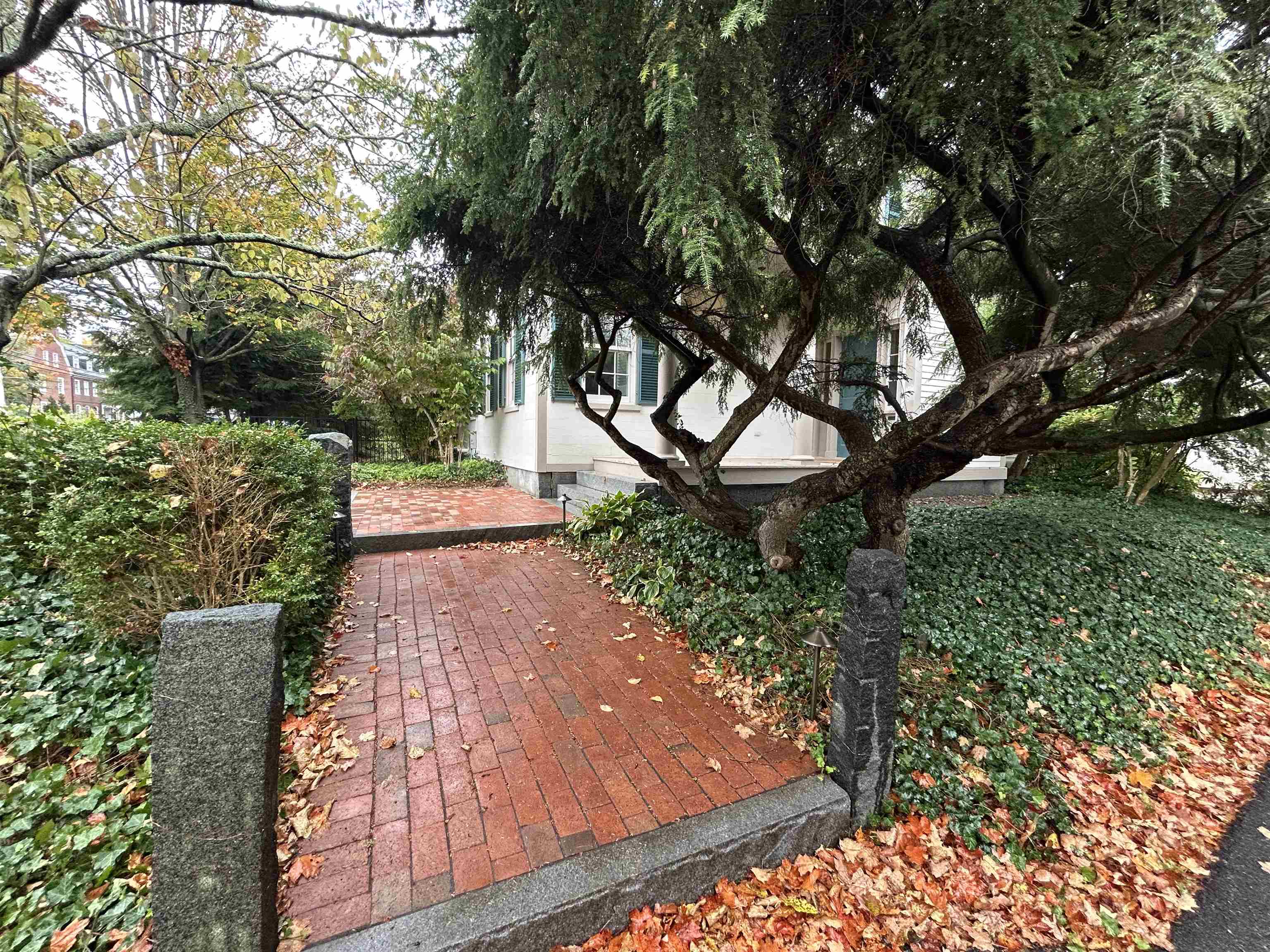 81 Front Street, Unit 1 Exeter, NH 03833 - Photo 2 of 41