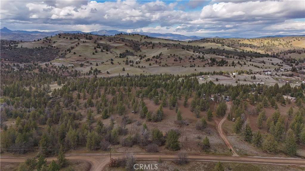 0 Willit Way Montague, CA 96064 - Photo 11 of 14 a view of a city of mountains