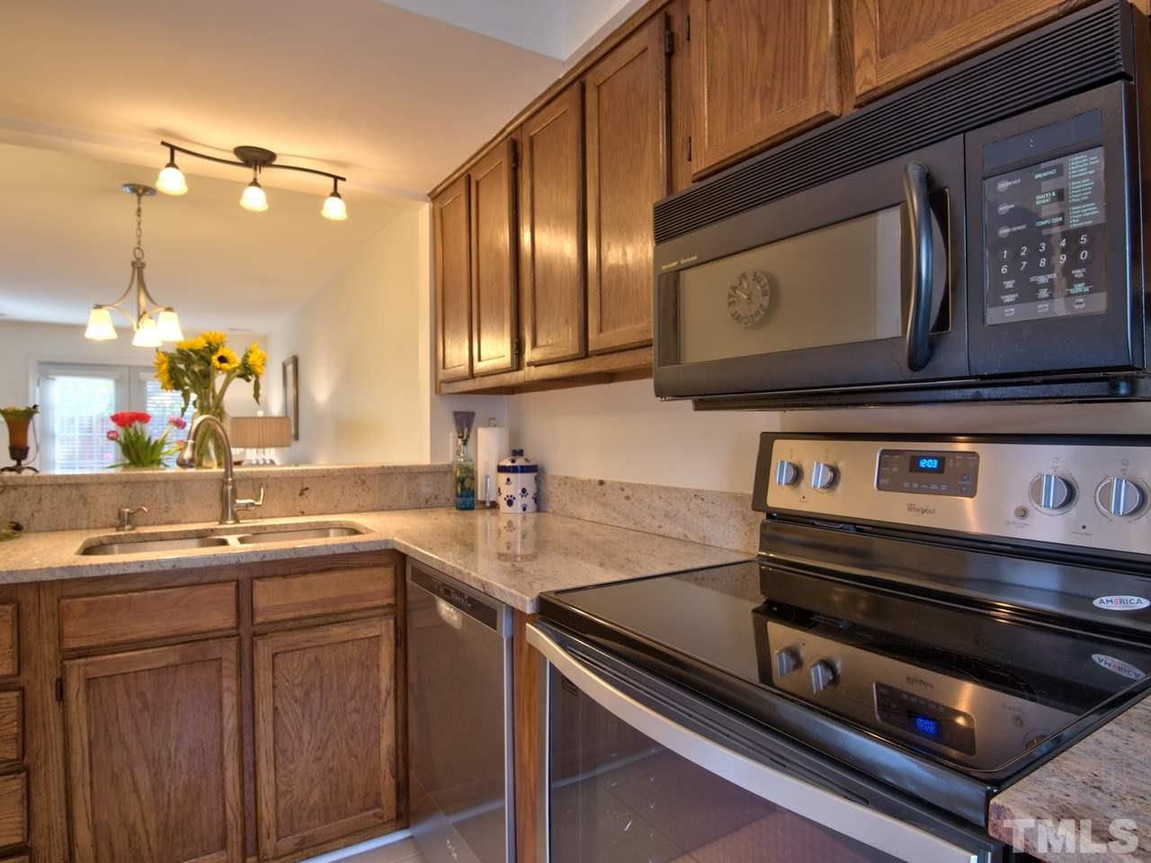 2217 Alpine Road Durham, NC 27707 - Photo 4 of 25 Gallery Image 4