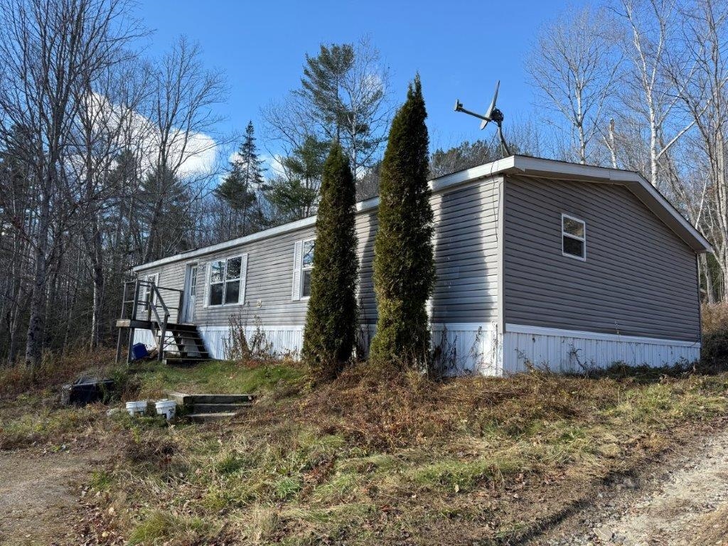 7 Breezy Point Road Warren, NH 03279 - Photo 1 of 46 Gallery Image 1