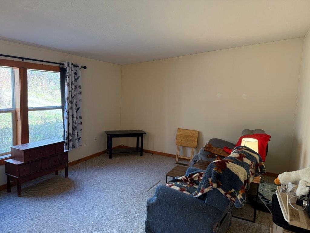7 Breezy Point Road Warren, NH 03279 - Photo 14 of 46 Gallery Image 14