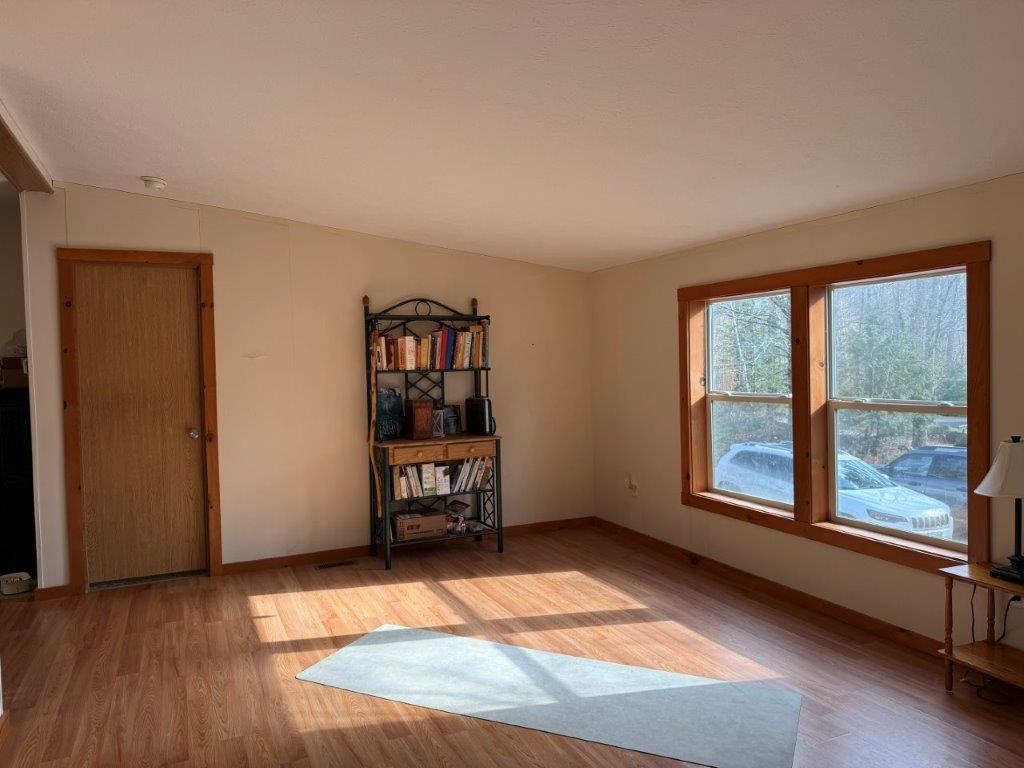 7 Breezy Point Road Warren, NH 03279 - Photo 5 of 46 Gallery Image 5