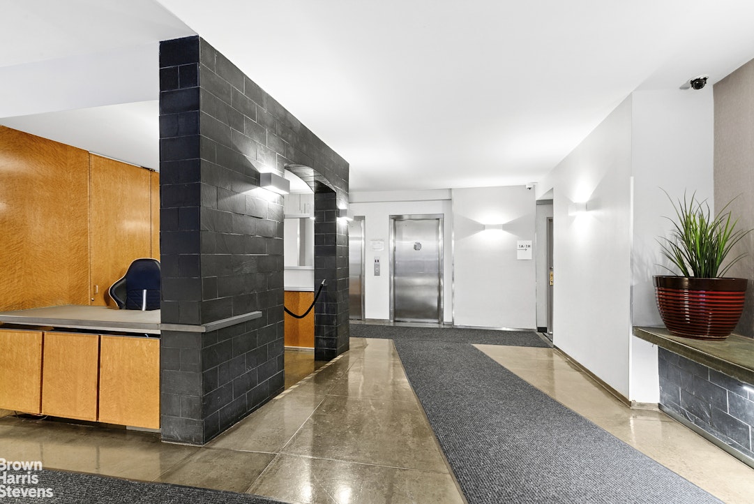 40 Clinton Street, Unit 8B Brooklyn, NY 11201 - Photo 10 of 12