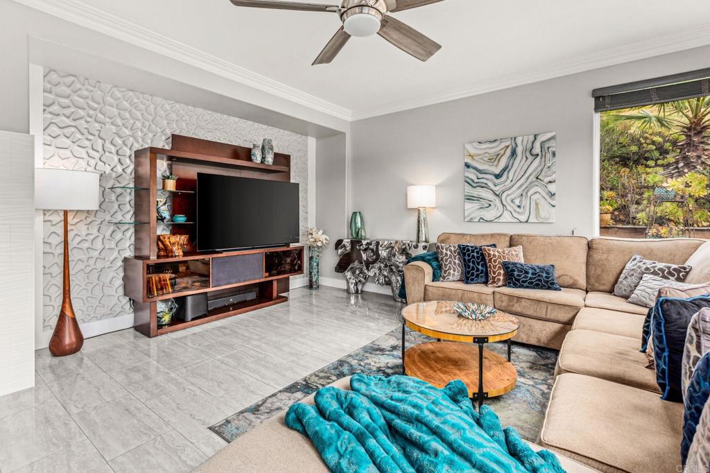 3727 Vista Rim Place Vista, CA 92084 - Photo 16 of 47 Den/Family/Great Room