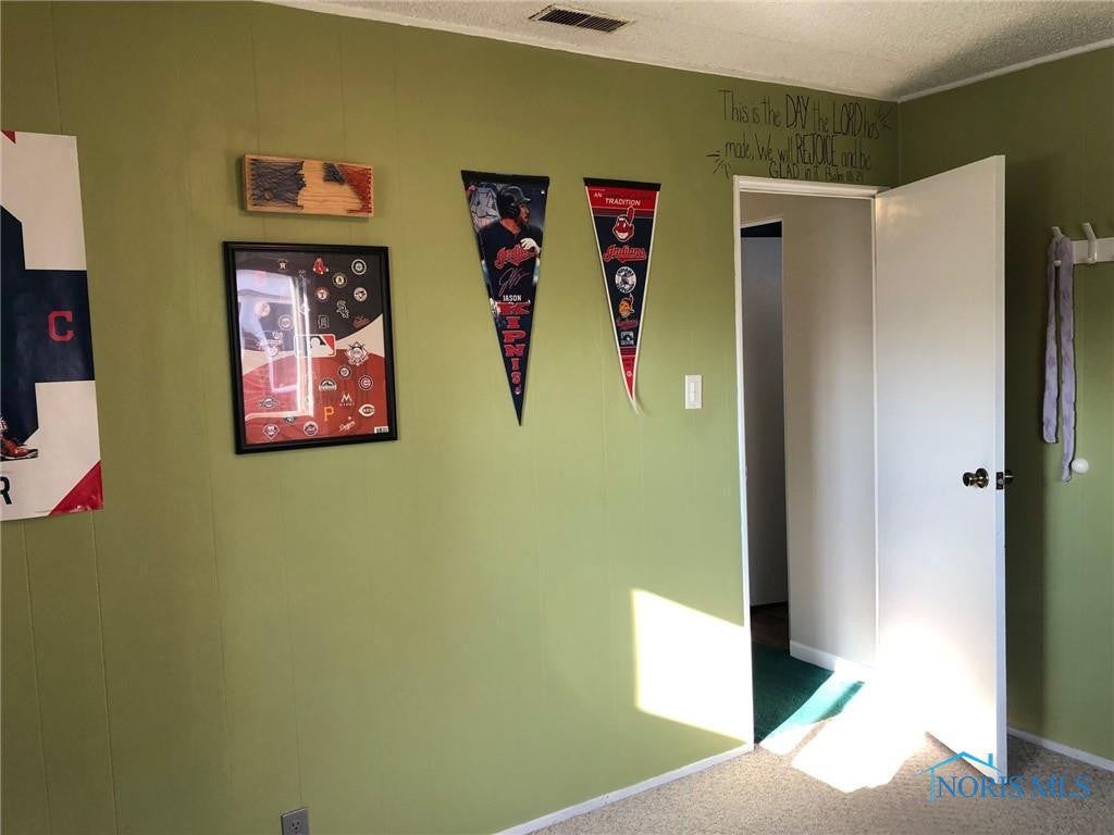 4543 Thackeray Road Maumee, OH 43537 - Photo 20 of 23 Gallery Image 20