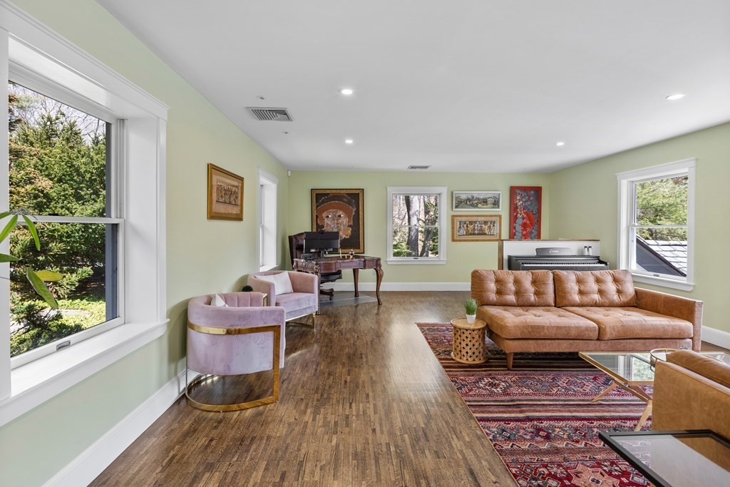 15 Forster Road Manchester, MA 01944 - Photo 4 of 42 a living room with furniture and a window