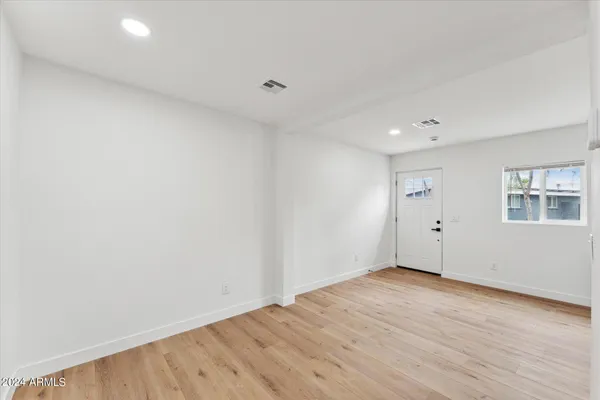 $1,650 | 1548 North Upland Circle, Unit C, Mesa, AZ 85201