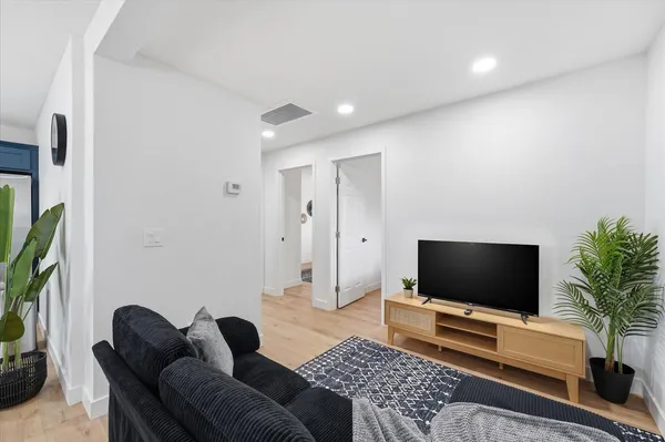 $2,200 | 1548 North Upland Circle, Unit C, Mesa, AZ 85201