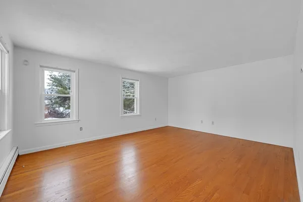 $670,000 | 15 Birch Hill Road, West Brookfield, MA 01585