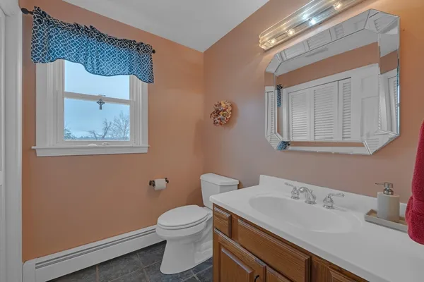 $670,000 | 15 Birch Hill Road, West Brookfield, MA 01585