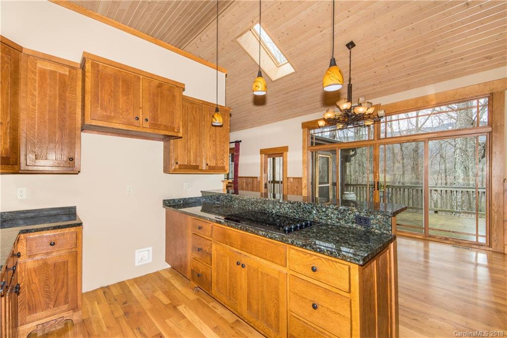 296 Timberlane Road Waynesville, NC 28786 - Photo 13 of 33 Gallery Image 13