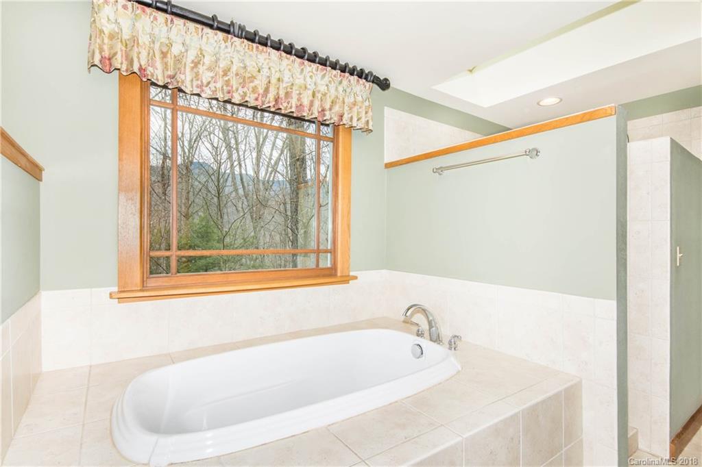296 Timberlane Road Waynesville, NC 28786 - Photo 20 of 33 Gallery Image 20