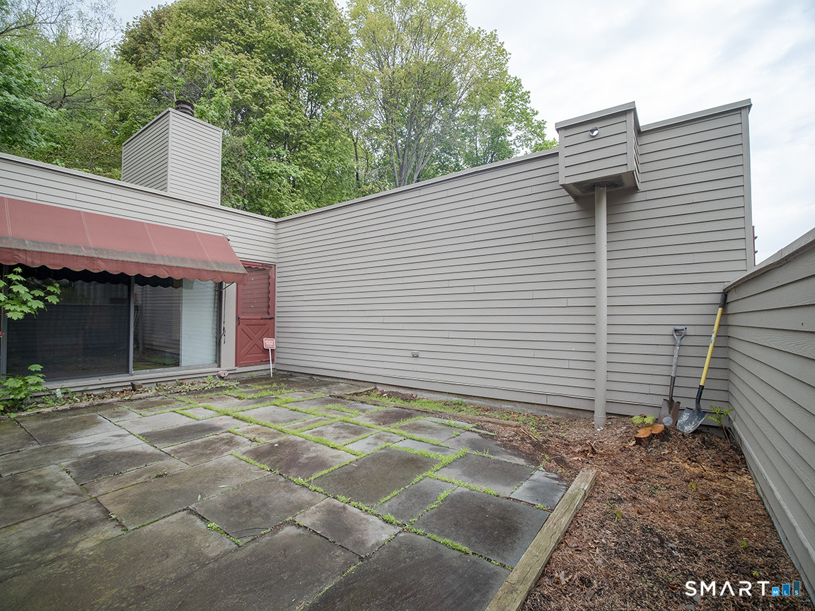 78 Charlton Hill Road, Unit 78 Hamden, CT 06518 - Photo 22 of 28