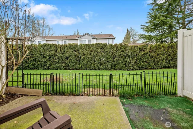 $345,000 | 10904 62nd Street East, Puyallup, WA 98372