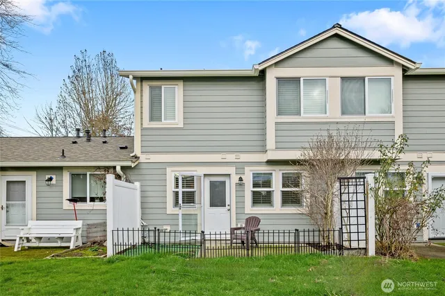 $345,000 | 10904 62nd Street East, Puyallup, WA 98372