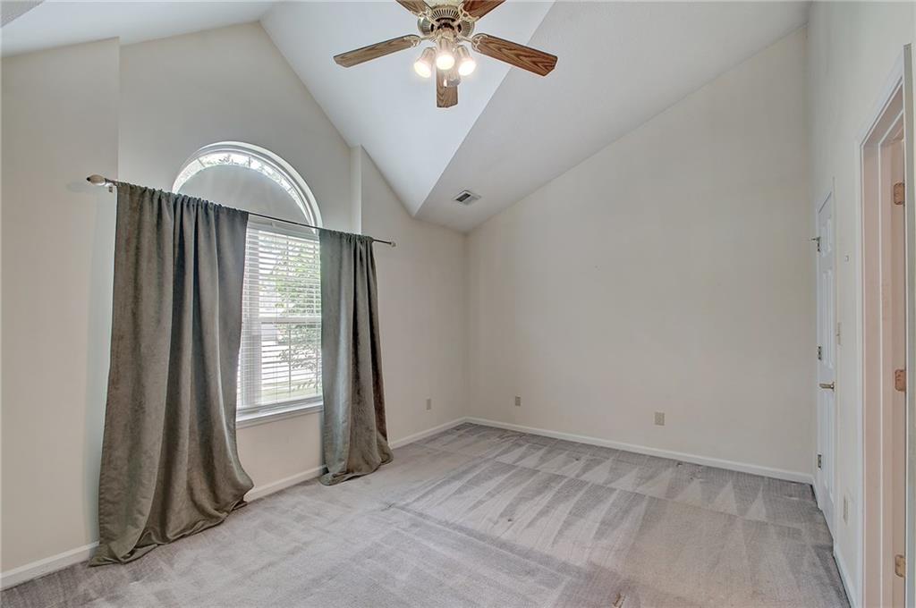 11212 Boston Way Fishers, IN 46038 - Photo 15 of 37