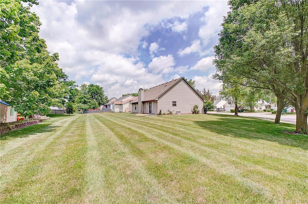 11212 Boston Way Fishers, IN 46038 - Photo 33 of 37