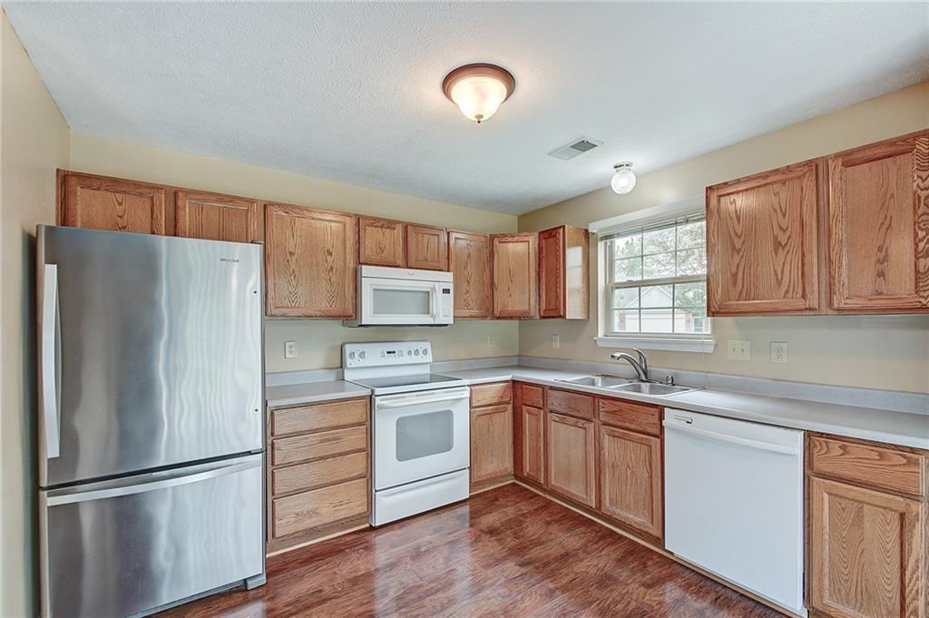 11212 Boston Way Fishers, IN 46038 - Photo 9 of 37