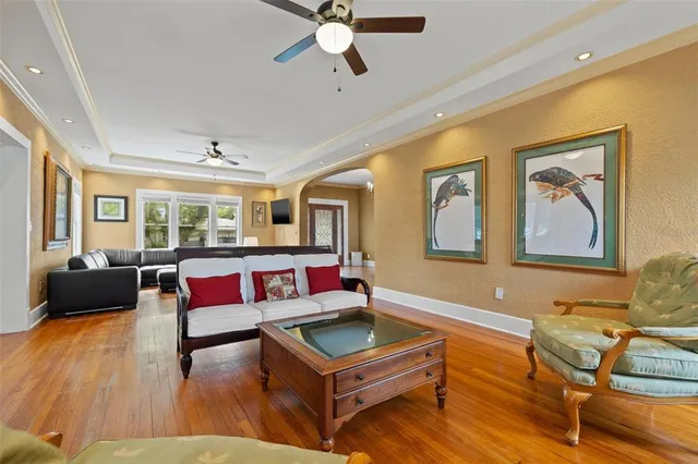 $1,189,000 | 241 72nd Street North, St. Petersburg, FL 33710