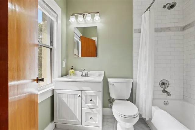 $1,189,000 | 241 72nd Street North, St. Petersburg, FL 33710