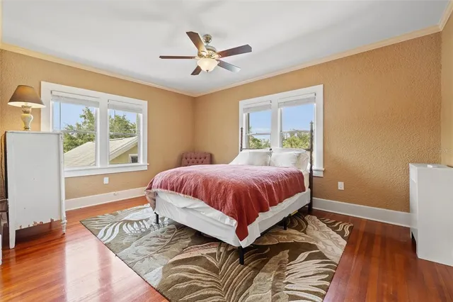 $1,189,000 | 241 72nd Street North, St. Petersburg, FL 33710