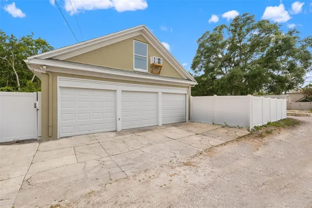 $1,189,000 | 241 72nd Street North, St. Petersburg, FL 33710