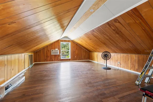 $1,189,000 | 241 72nd Street North, St. Petersburg, FL 33710