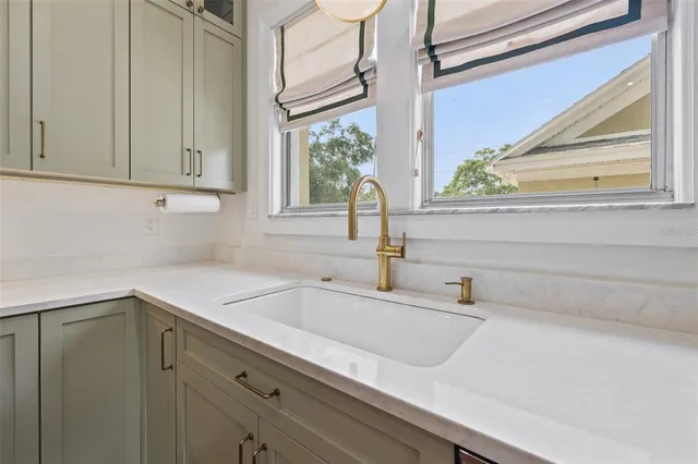 $1,189,000 | 241 72nd Street North, St. Petersburg, FL 33710