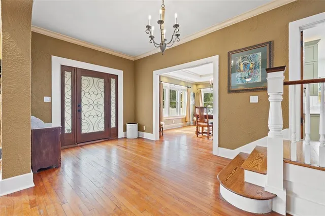 $1,189,000 | 241 72nd Street North, St. Petersburg, FL 33710