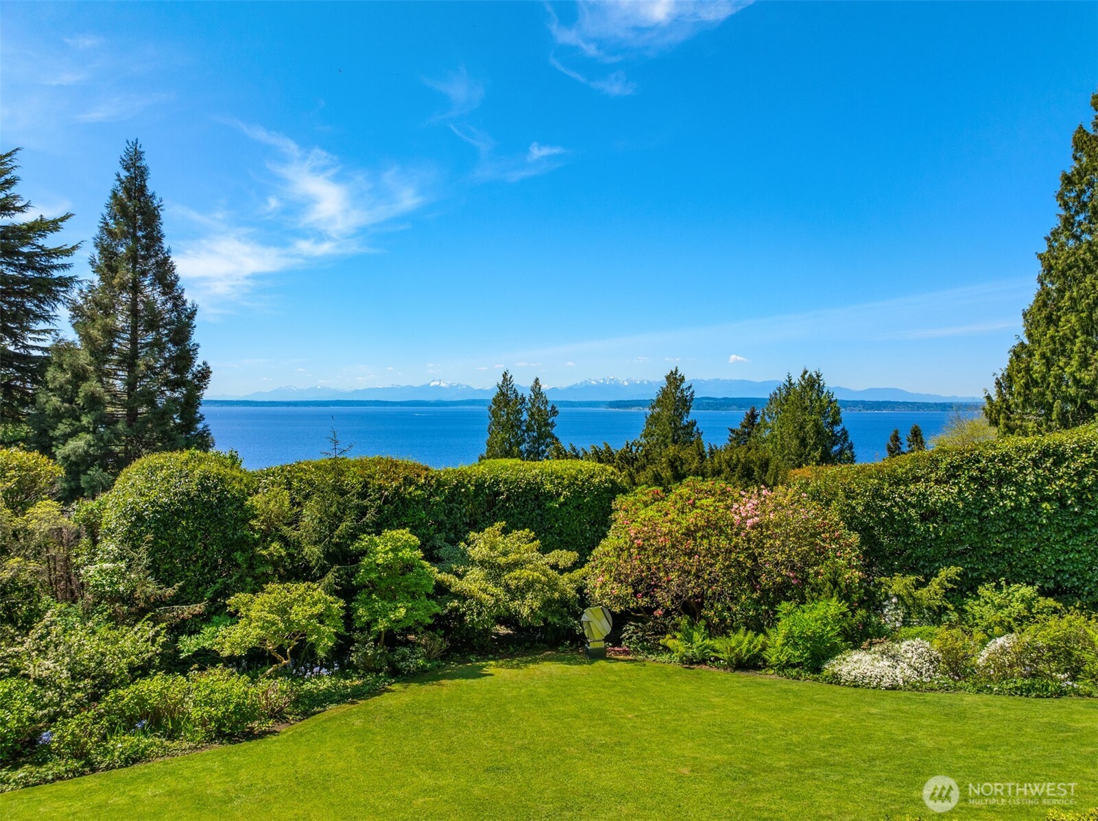 49 Cherry Loop Northwest Shoreline, WA 98177 - Photo 7 of 40 Gallery Image 7