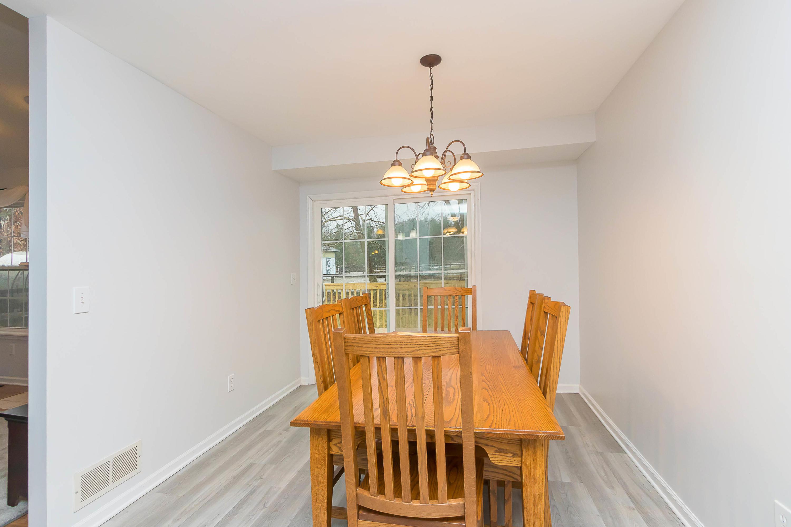 14396 Robins Road Westerville, OH 43082 - Photo 11 of 42 Gallery Image 11