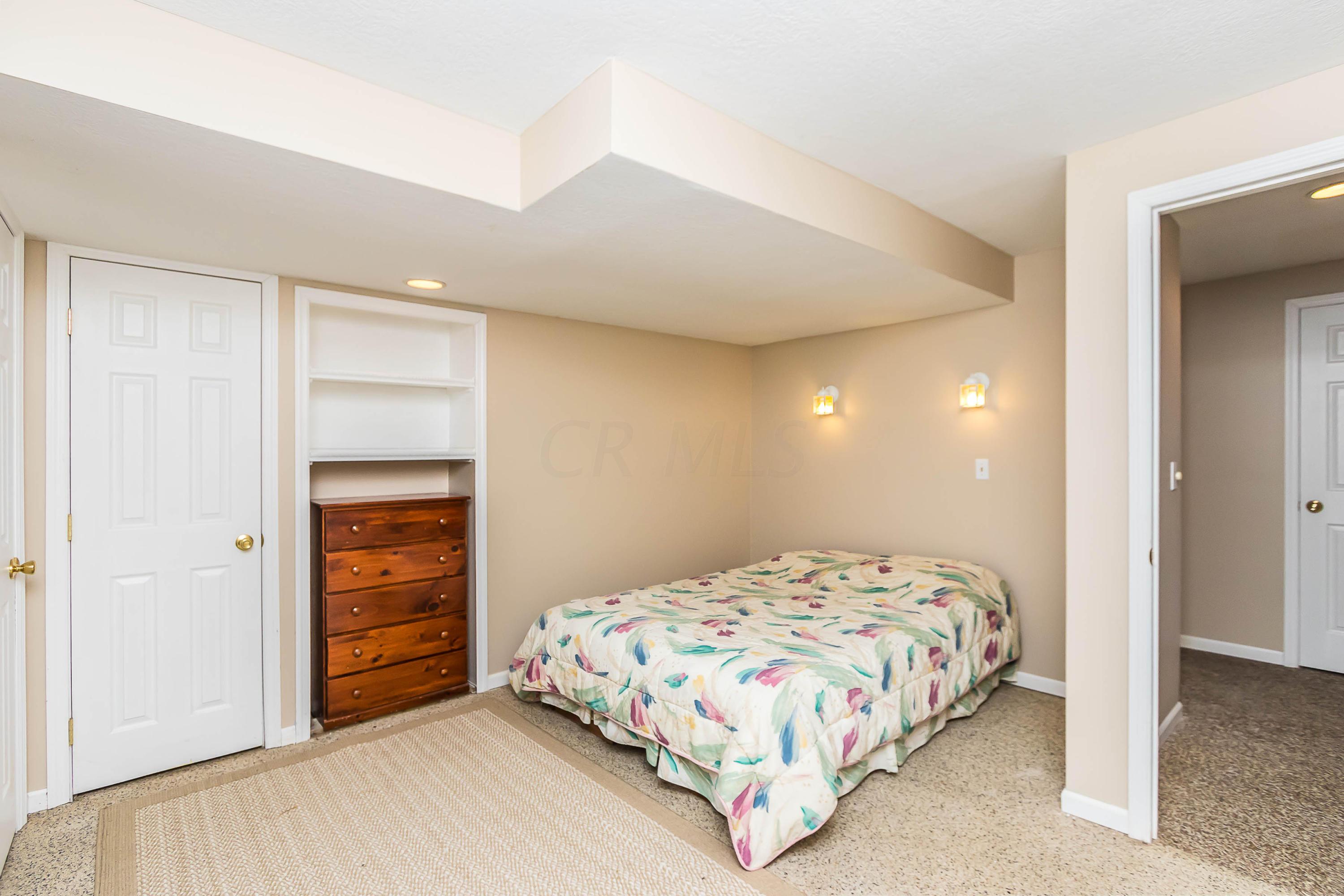 14396 Robins Road Westerville, OH 43082 - Photo 27 of 42 Gallery Image 27