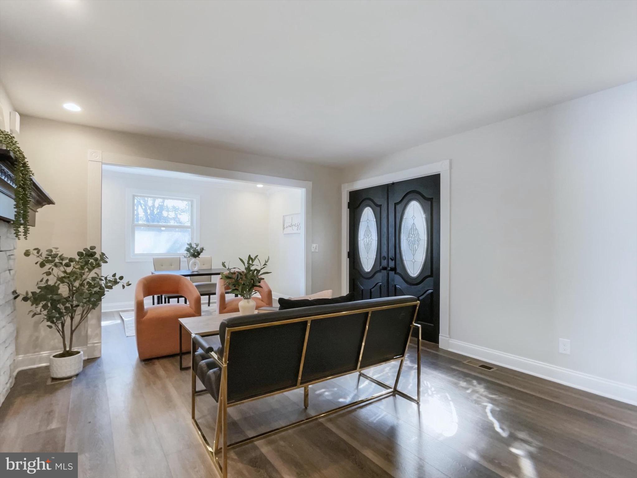 373 Sarhelm Road Harrisburg, PA 17112 - Photo 2 of 23 Gallery Image 2