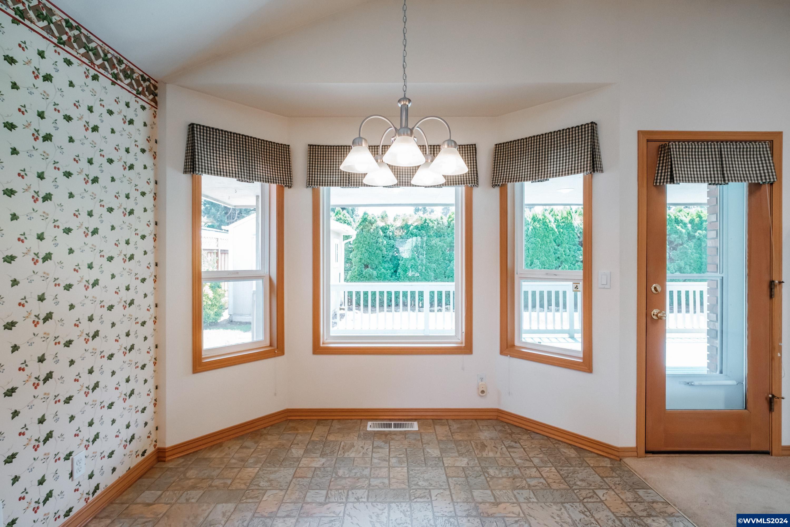 980 Ridgepoint Street Northeast Keizer, OR 97303 - Photo 19 of 42 Gallery Image 19