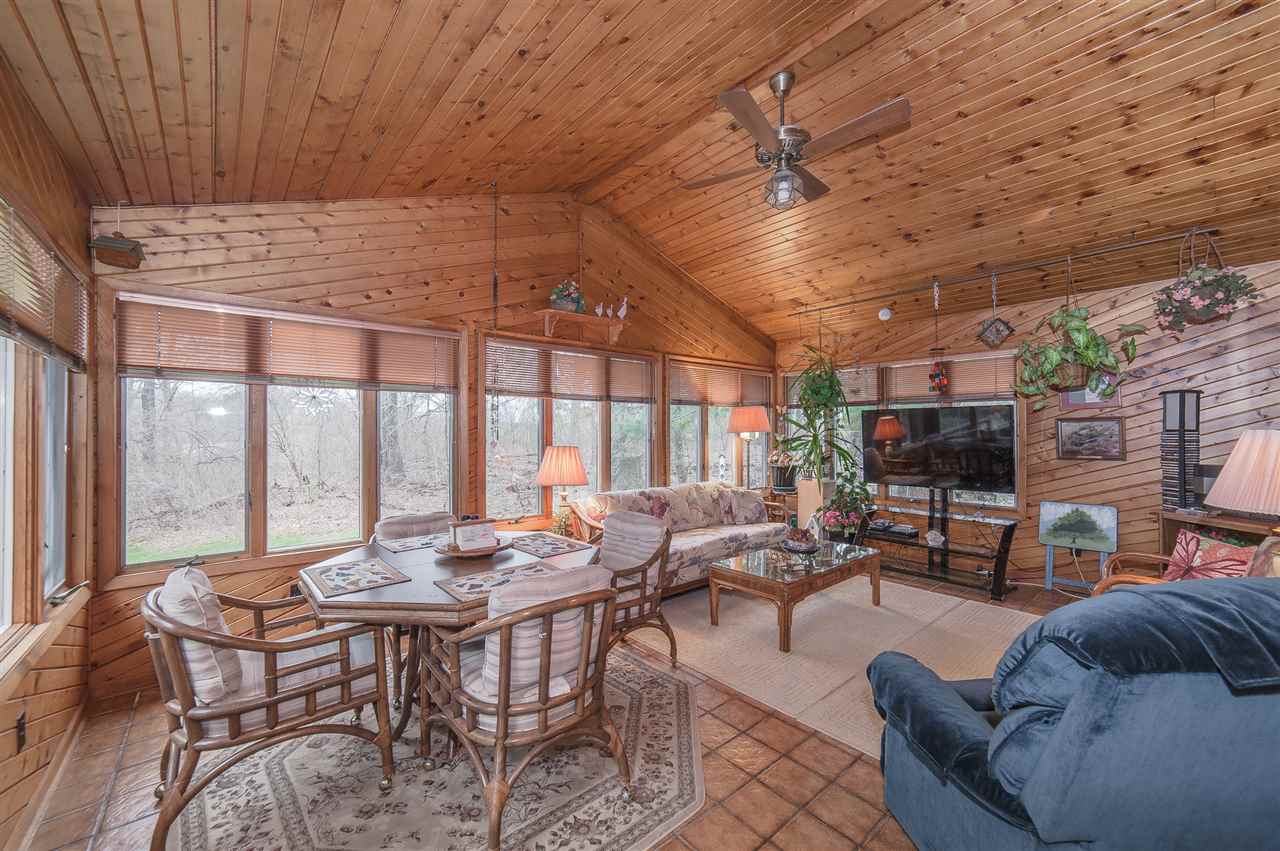 5025 Genesee Road Lapeer, MI 48446 - Photo 4 of 42 31379447-3.JPG