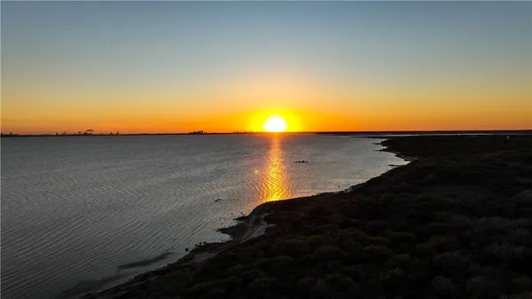 $2,000,000 | 0 Cr 3161 & 2220 Taft Tx 78390, Taft, TX 78390