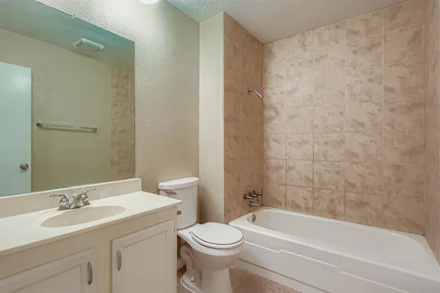 $2,850 | 11026 McCree Road, Dallas, TX 75238