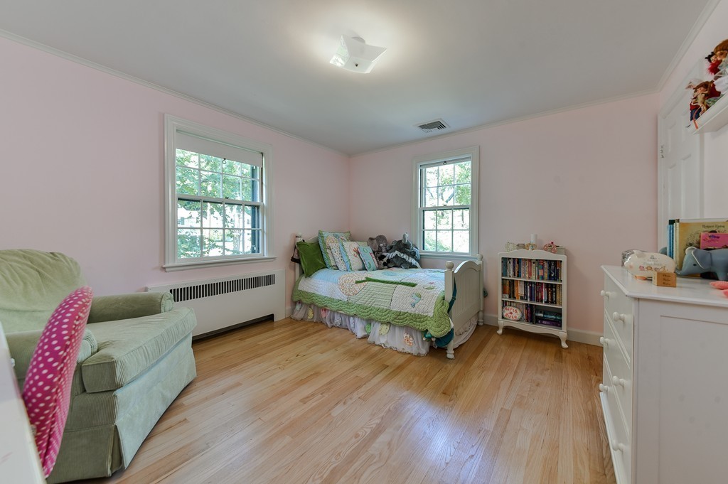 30 Thackeray Road Wellesley, MA 02481 - Photo 17 of 29 Gallery Image 17
