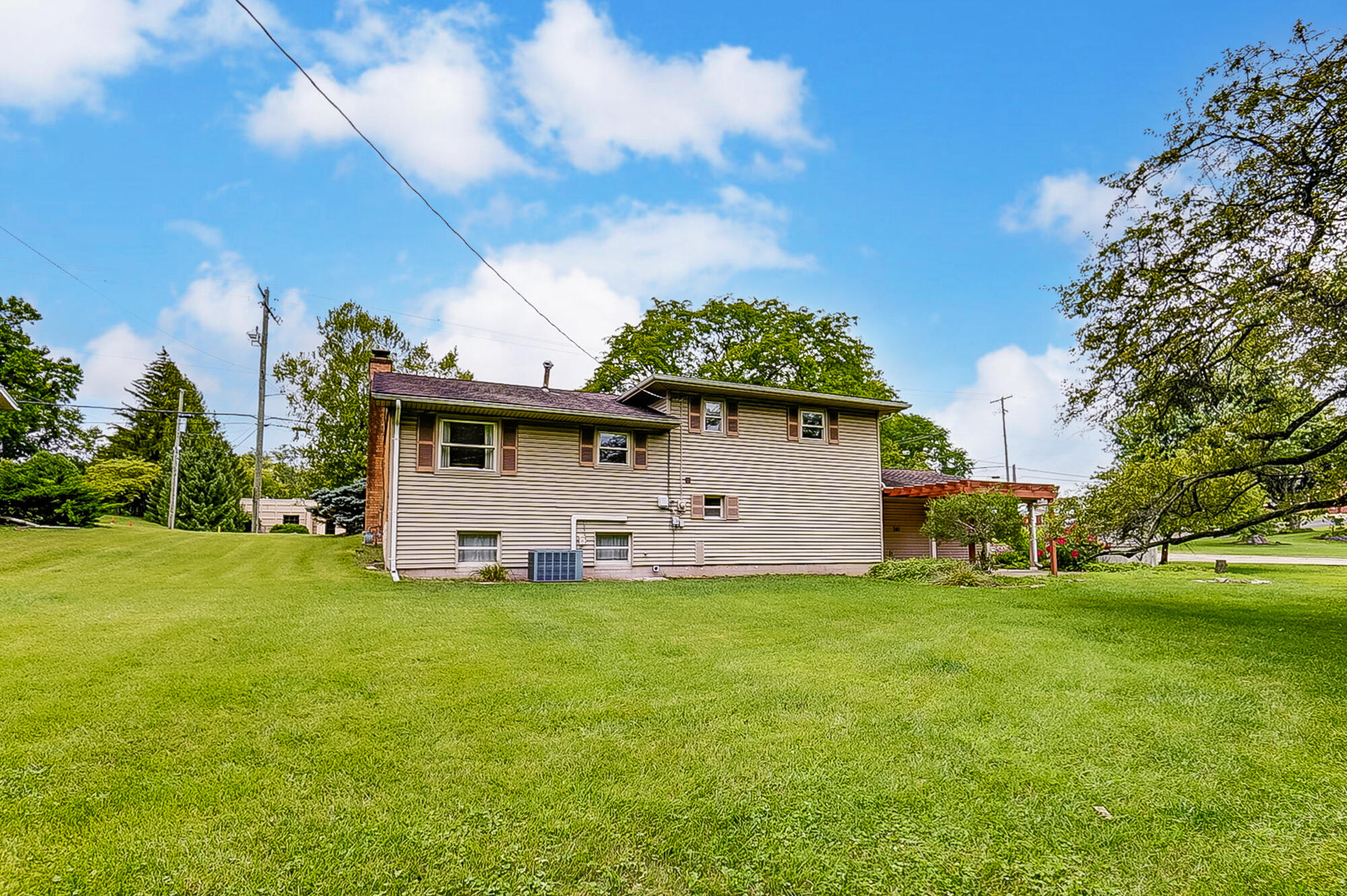 2352 Derr Road Springfield, OH 45503 - Photo 31 of 36