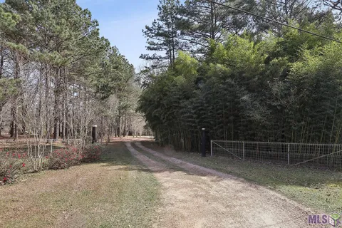 $548,500 | 11167 North Wakefield Drive, St. Francisville, LA 70775