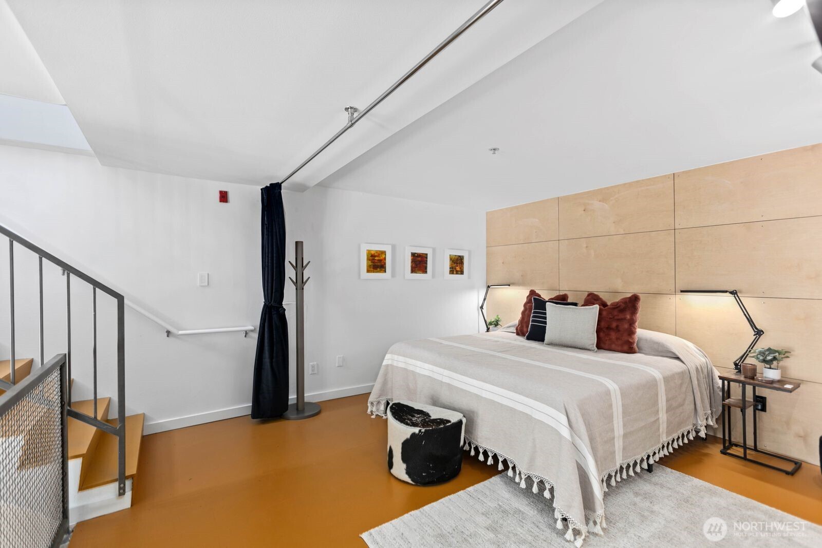 66 Bell Street, Unit 303 Seattle, WA 98121 - Photo 17 of 40